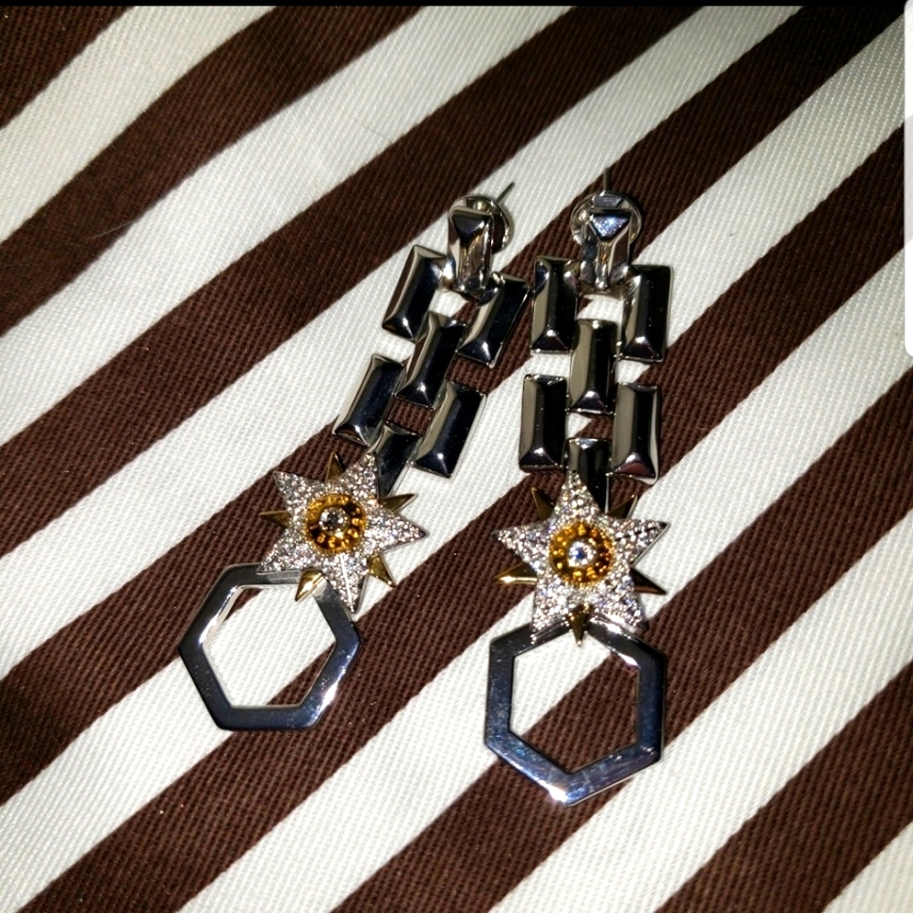 ISO henri bendel earrings